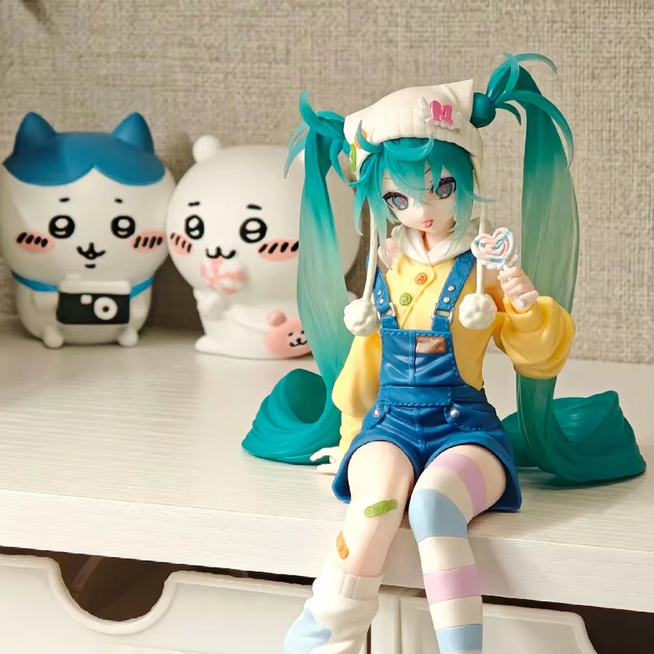 Anime Figure Hatsune Miku Action Figures Kawaii Lollipop PVC Collectible Model Toys Girl Gift